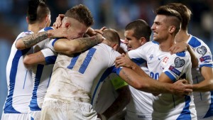Đội tuyển Slovakia lần đầu tiên tham dự VCK Euro 2016